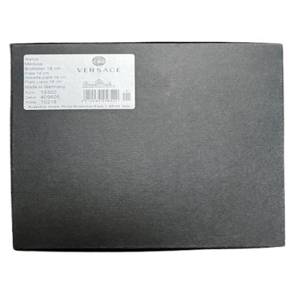 Gianni Versace medusa head red plate